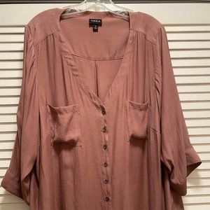 Size 3 Torrid 3/4 length sleeve flowy top